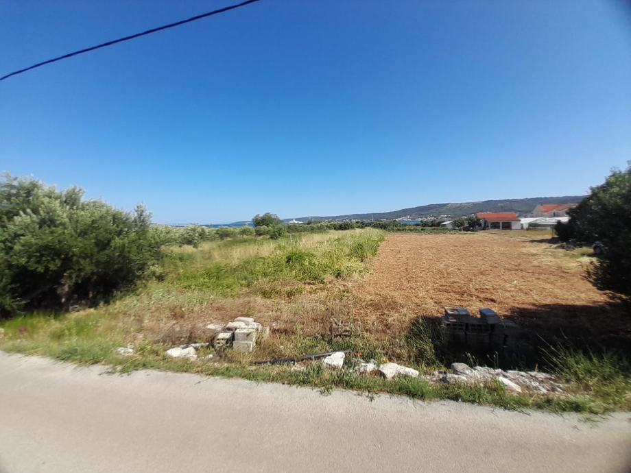 Građevinsko zemljište prvi red do mora, Kaštel Štafilić, 5860,5 m2 Compass nekretnine
